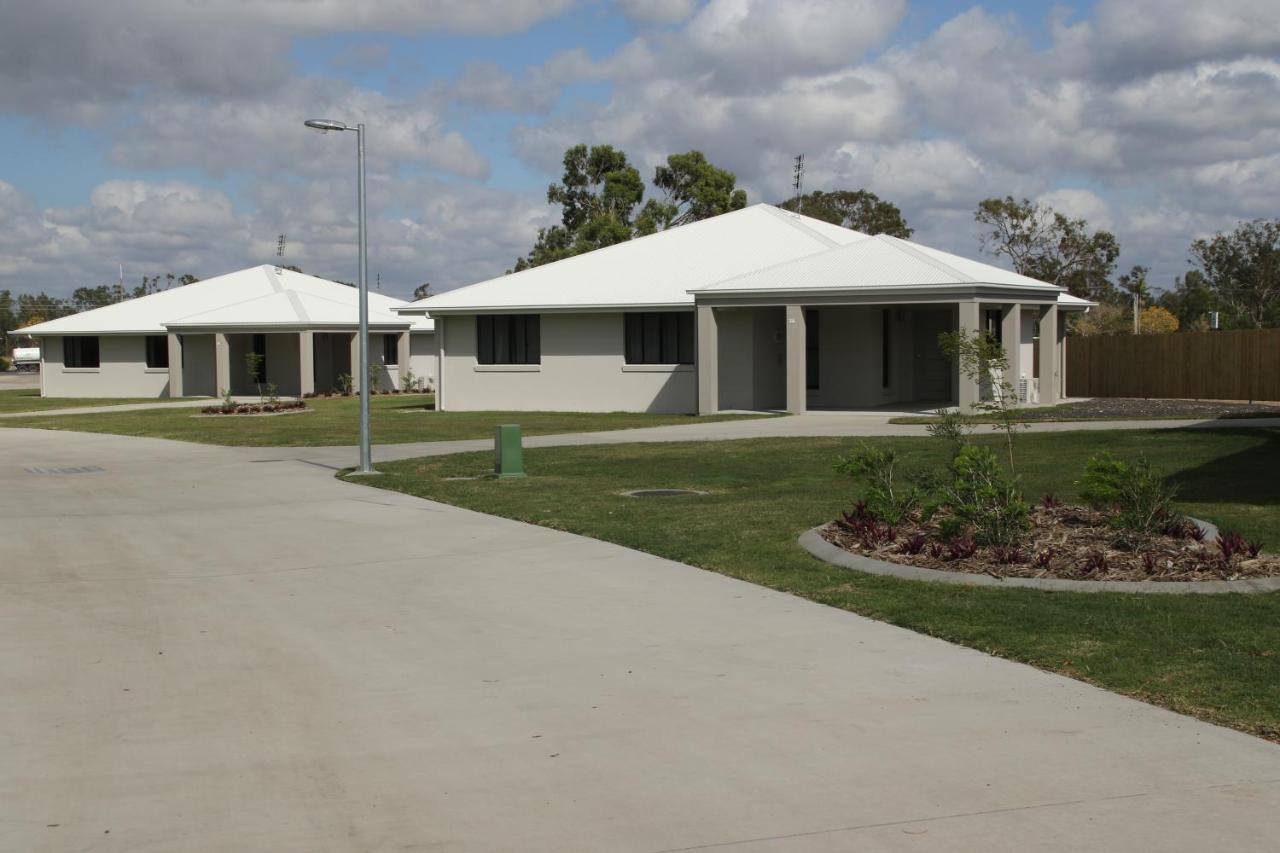 Casa Nostra Motel Rockhampton Bagian luar foto