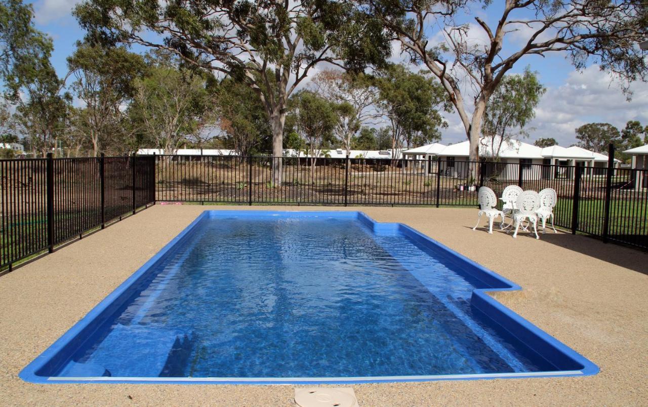 Casa Nostra Motel Rockhampton Bagian luar foto