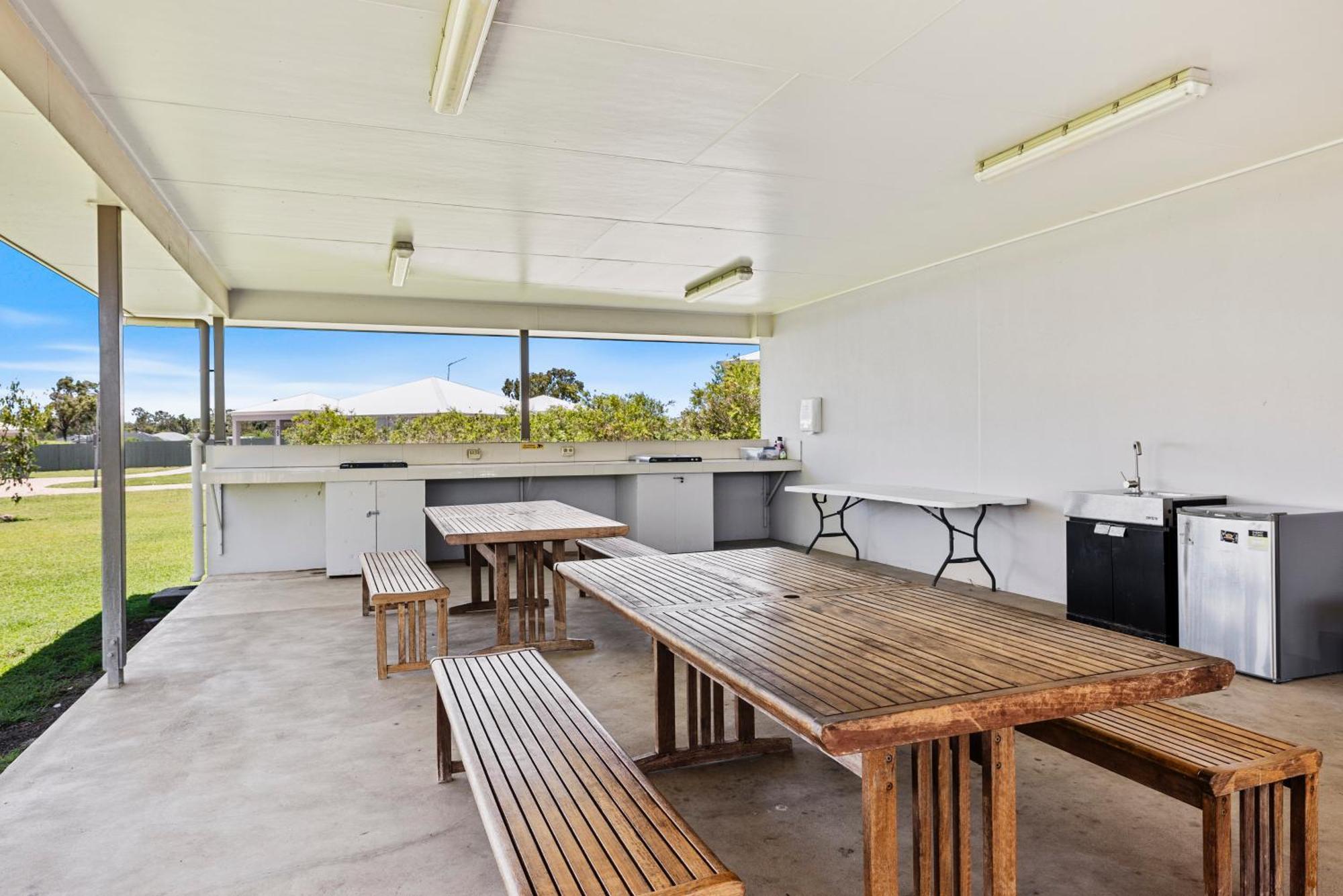 Casa Nostra Motel Rockhampton Bagian luar foto