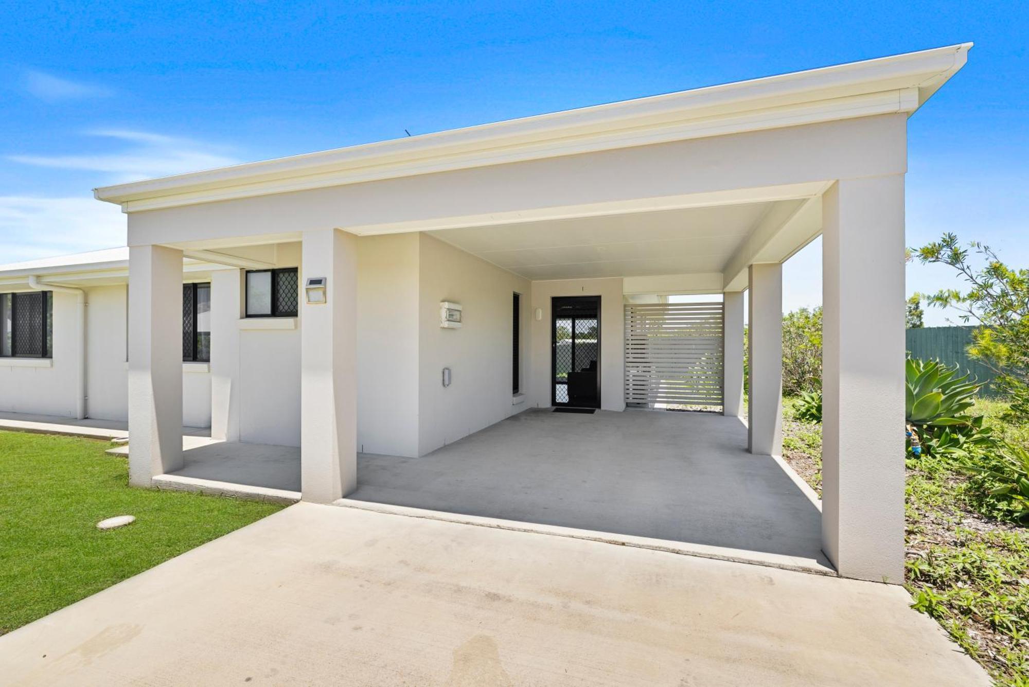 Casa Nostra Motel Rockhampton Bagian luar foto
