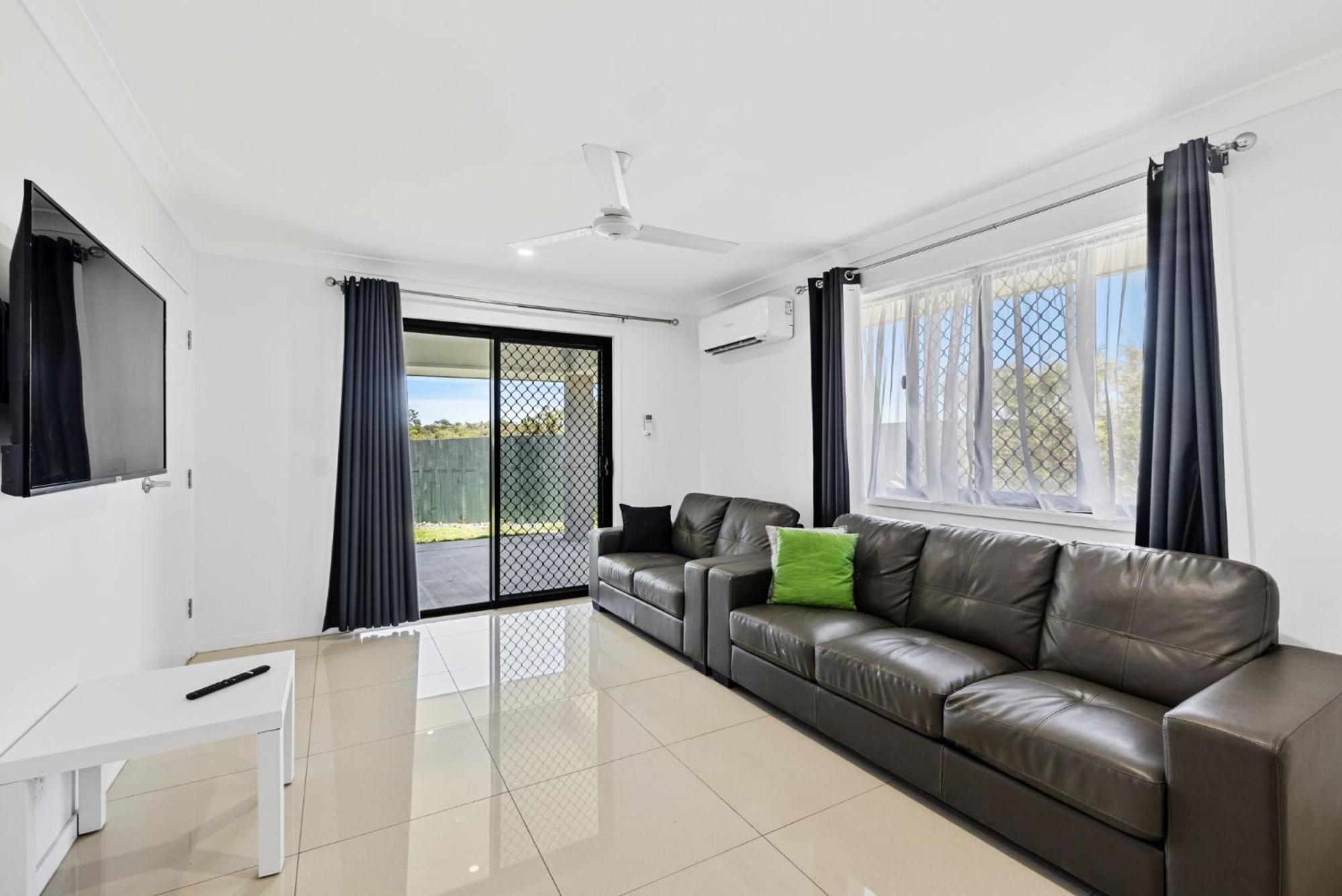 Casa Nostra Motel Rockhampton Bagian luar foto