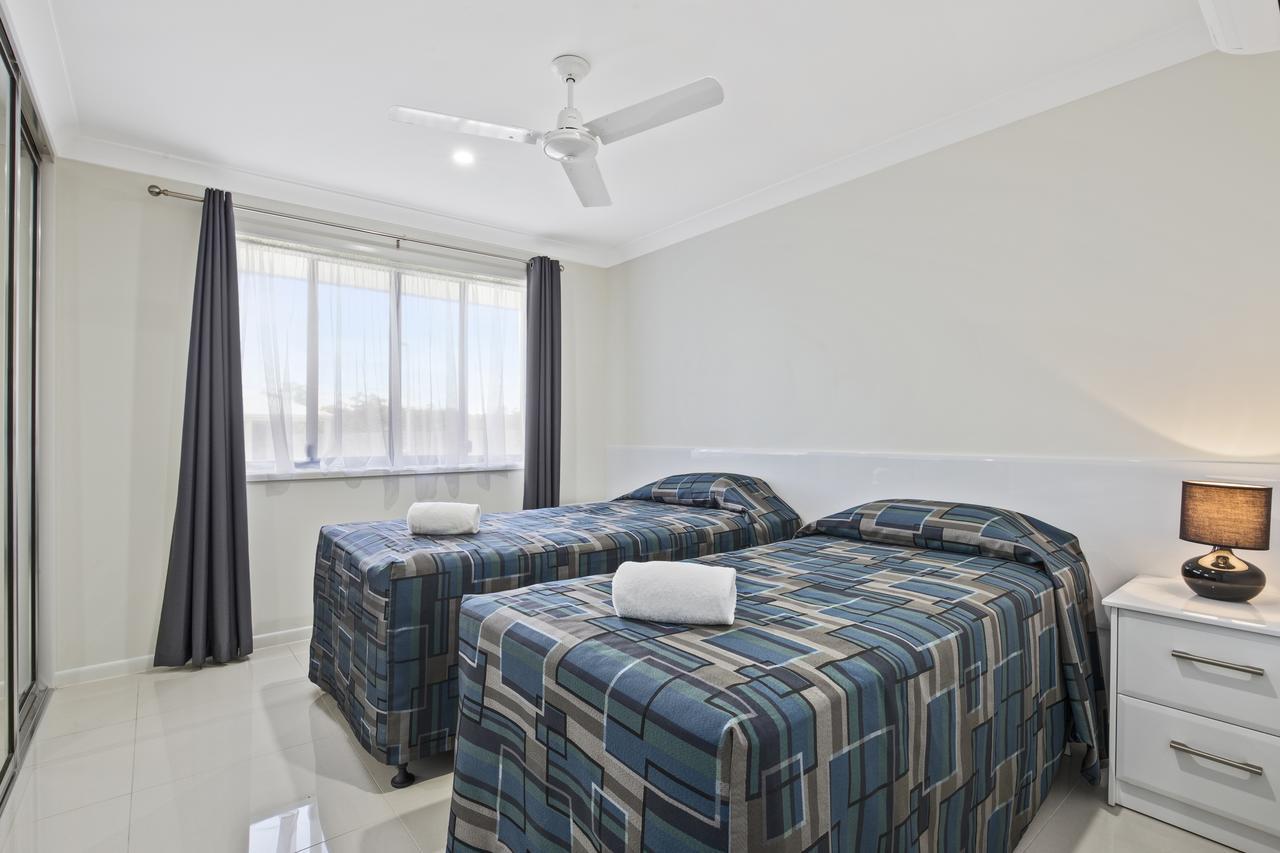 Casa Nostra Motel Rockhampton Bagian luar foto