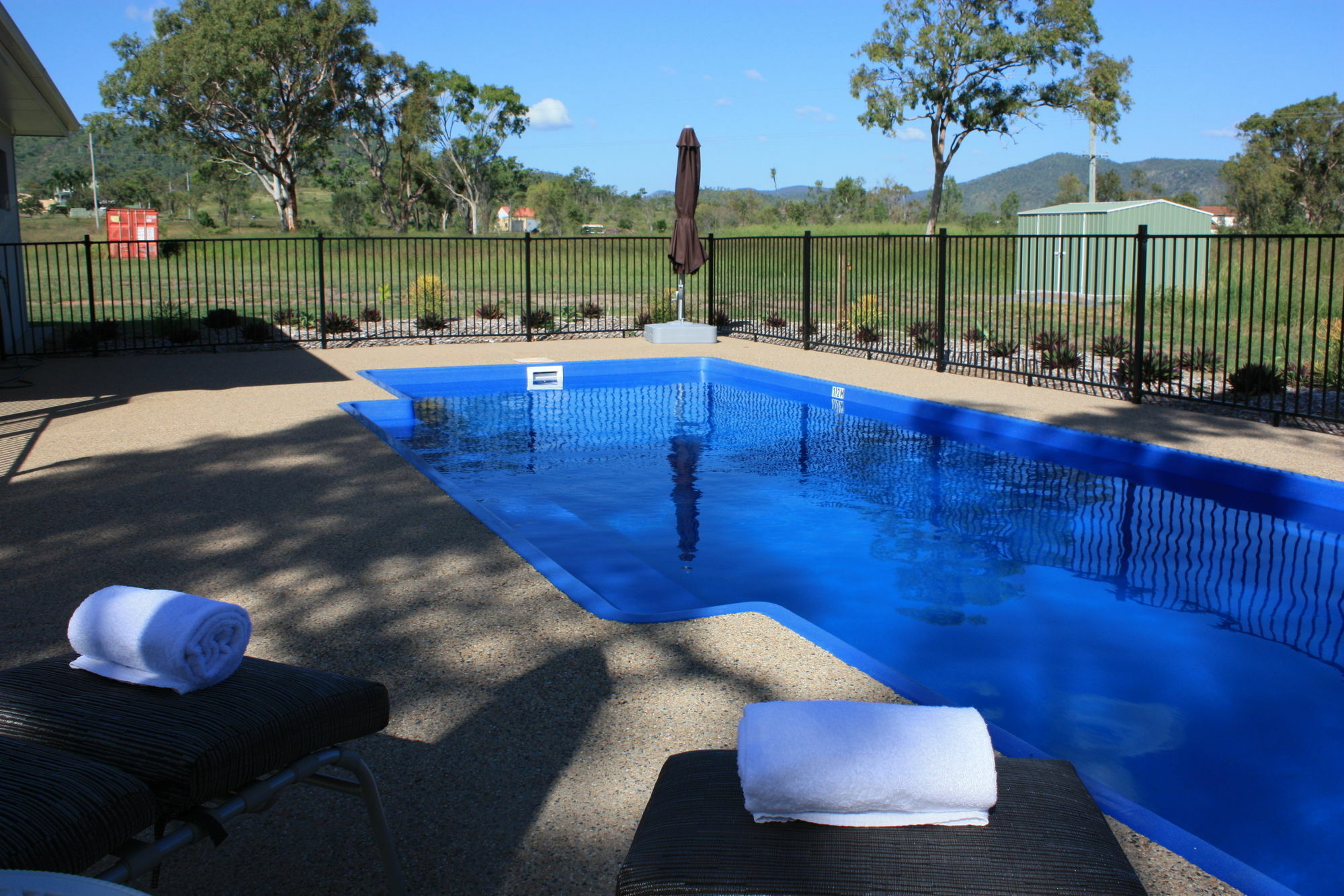 Casa Nostra Motel Rockhampton Bagian luar foto